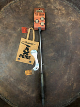 Load image into Gallery viewer, Round Pie Iron Starter Kit - Original By Rome full product view 2