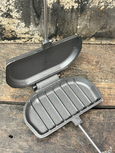 Load image into Gallery viewer, Panini Press Cast Iron - Original By Rome Open