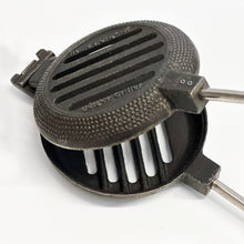 Load image into Gallery viewer, Single Burger Griller Cast Iron - Original By Rome