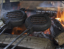 Load image into Gallery viewer, Single Burger Griller Cast Iron - Original By Rome