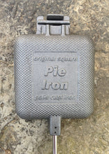 Load image into Gallery viewer, Square Pie Iron cooking head close up gray background
