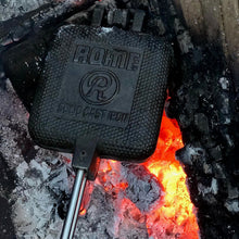 Load image into Gallery viewer, Rome Square Pie Iron cooking head close up in campfire embers