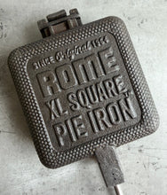 Load image into Gallery viewer, Rome Cast Iron XL Square Pie Iron cooking head close up