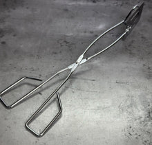 Load image into Gallery viewer, side view of burger flipper