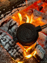 Load image into Gallery viewer, Round Pie Iron Family Four Pack - Original By Rome