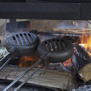 Single Burger Griller Cast Iron - Original By Rome closeup in use view
